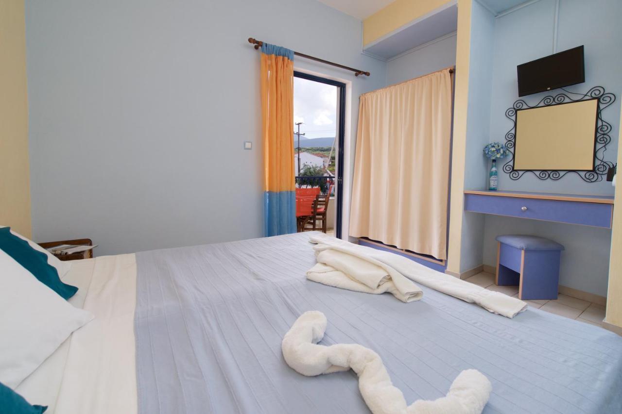 Kalypso Studios & Apartments カラヴォミロス エクステリア 写真